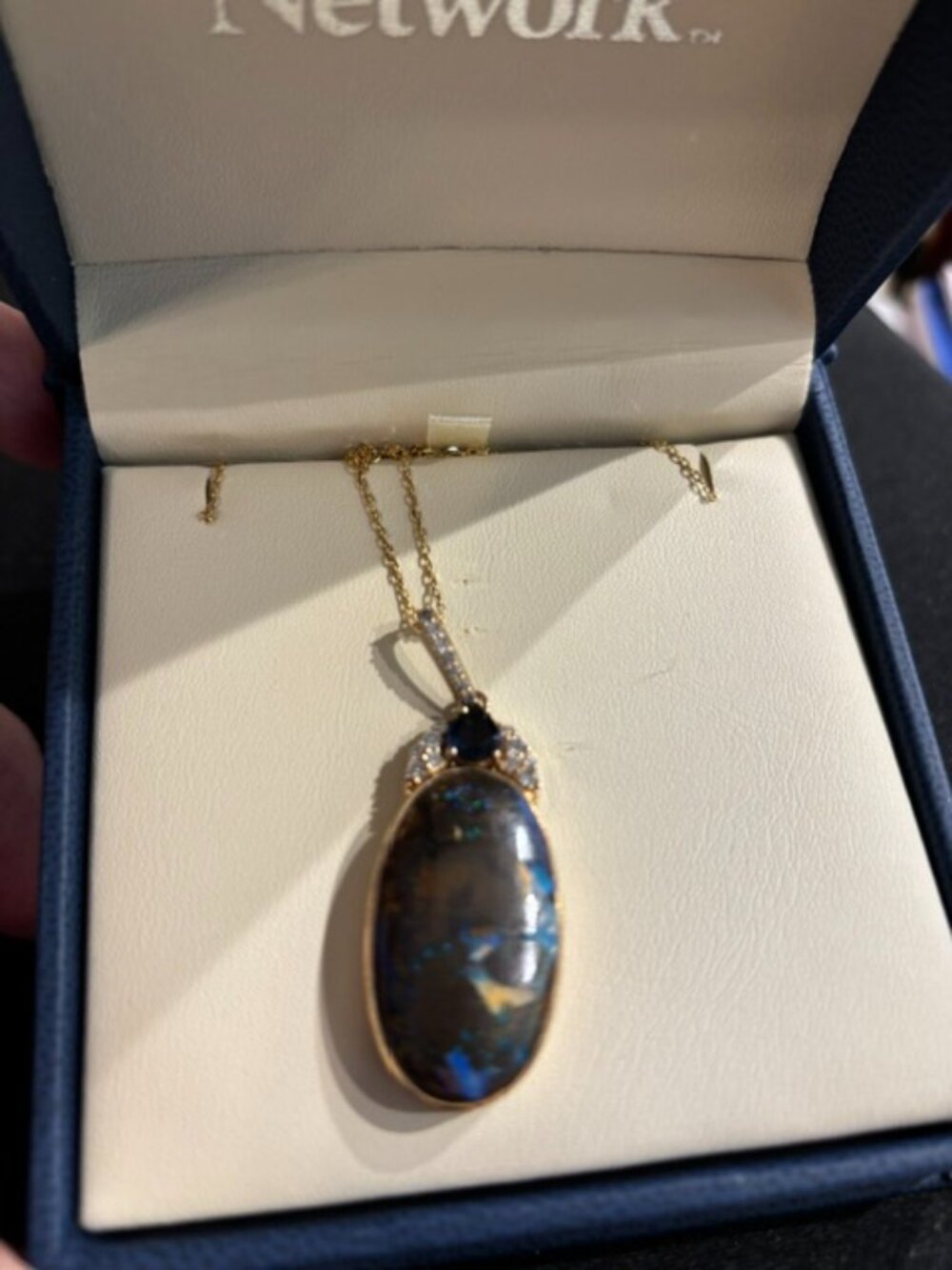 Large  oval cabochon Opal  & sapphire necklace